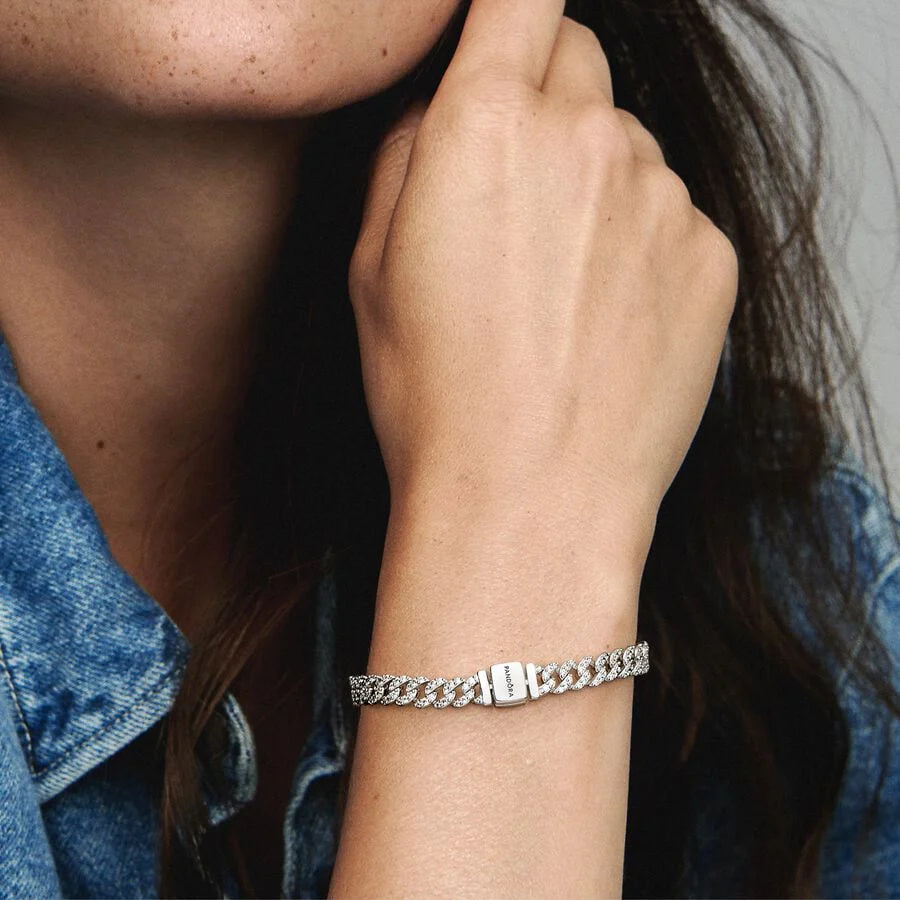 Sparkling Pavé Link Bracelet